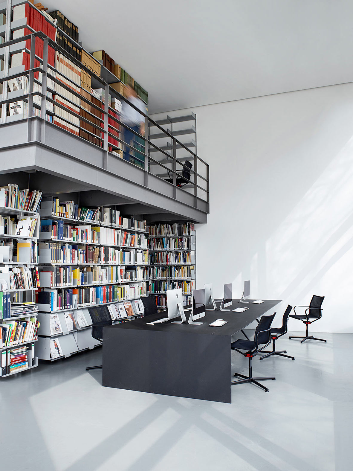d1-office-buecher_1.jpg